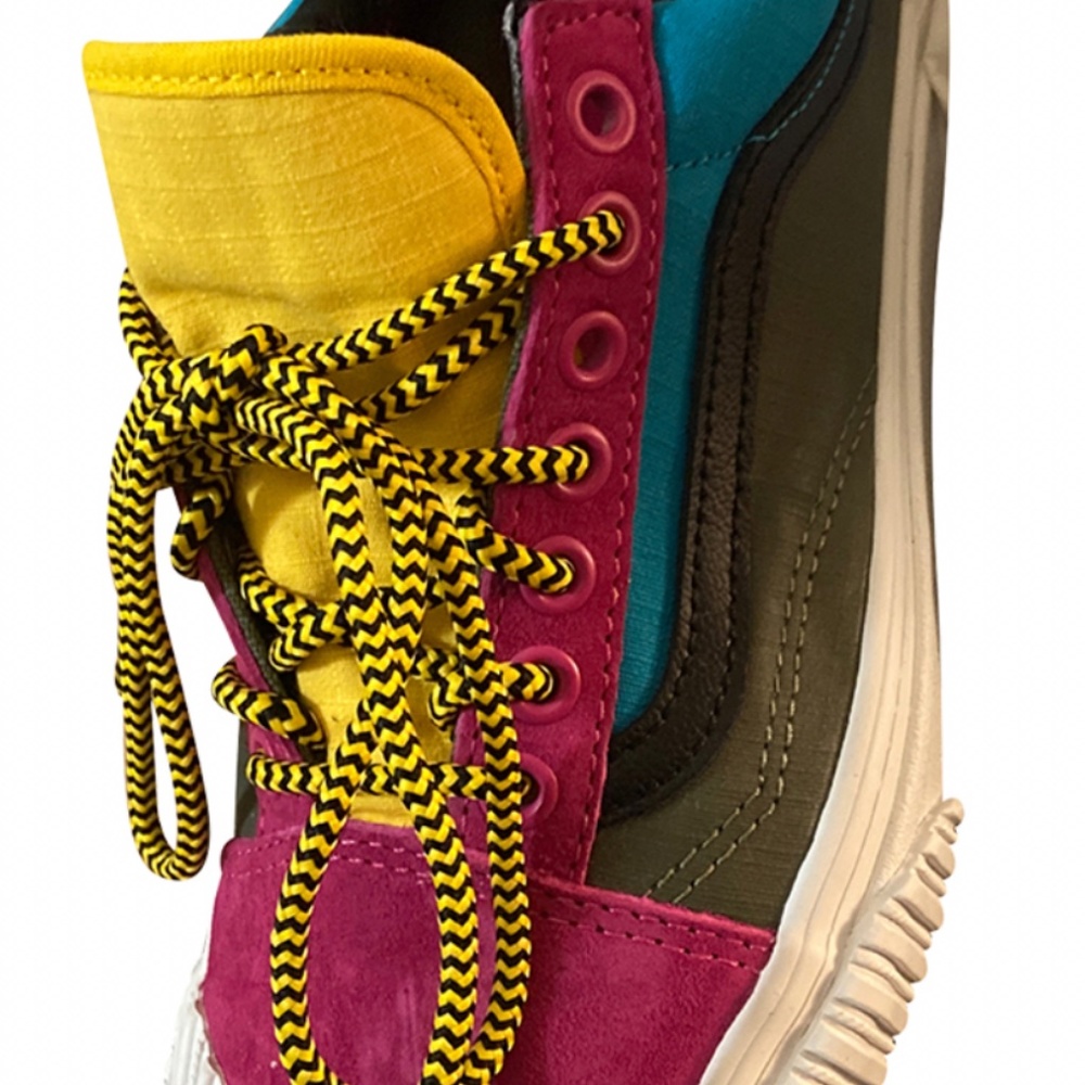 Vans - Picture 4 of 6